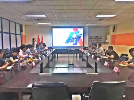 中科院海岸带研究所向导专家一行到尊龙体育软件考察